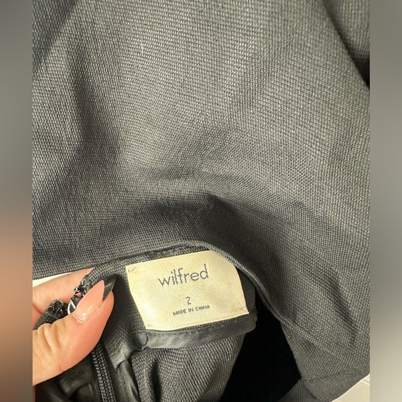 Wilfred Aritzia Ecoulement V Jumpsuit - Picture 5 of 5